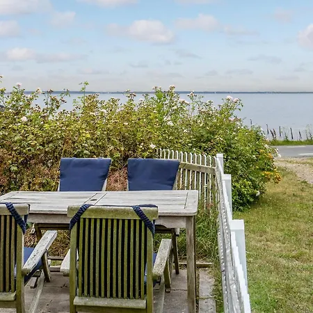 Stunning In Skarup Fyn With Sauna Appartement